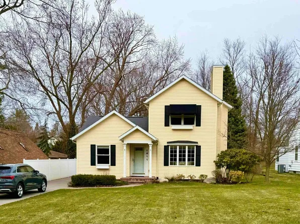 1811 Gladys Ave, Grand Haven, MI 49417