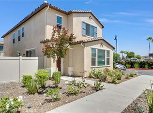1952 Hazel Olson Ln, Colton, CA 92324
