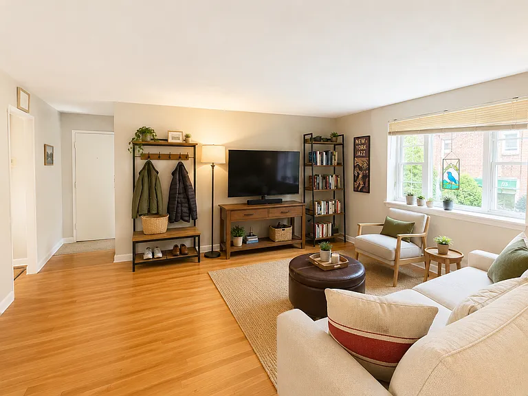 67 Colborne Rd #1 — Photo 2