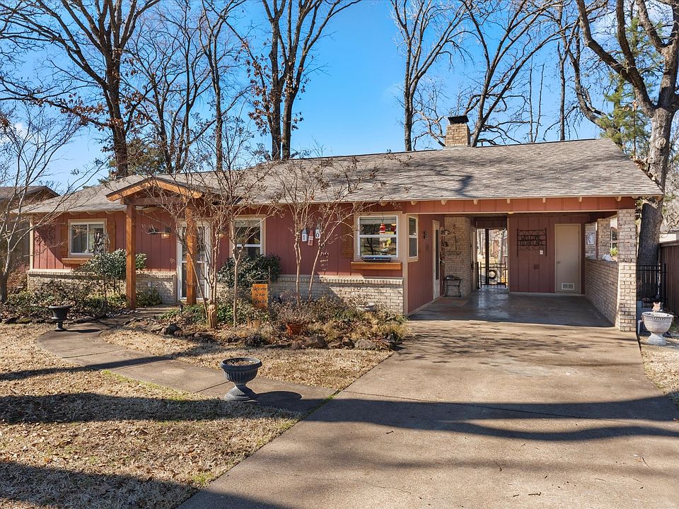 1st image of 110 Greenwood Dr