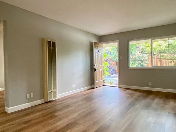 2nd image of 413 N Rengstorff Ave APT 1