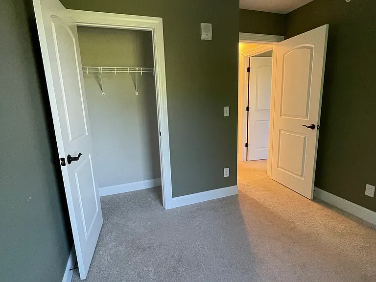 30 Brook St #5 — Photo 13