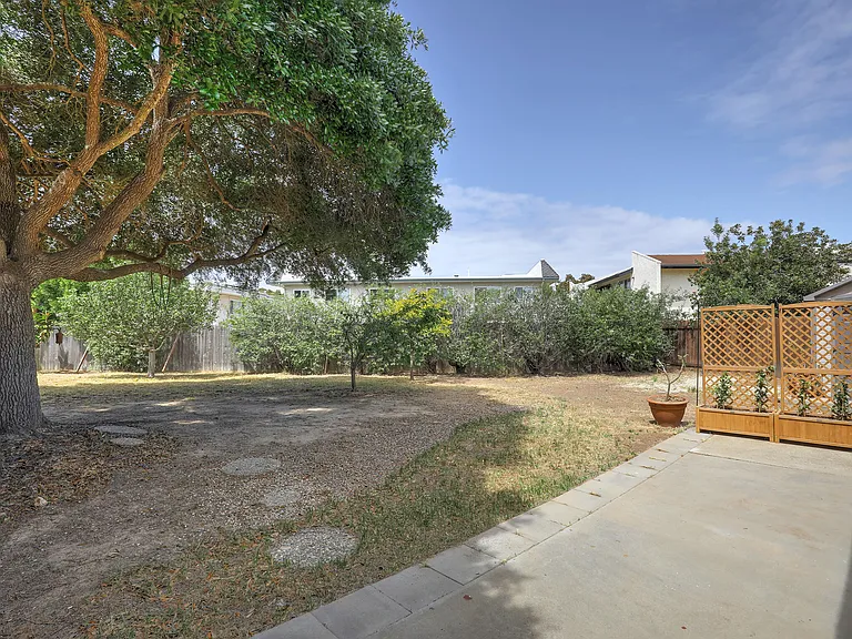 7395 Freeman Pl #B — Photo 12