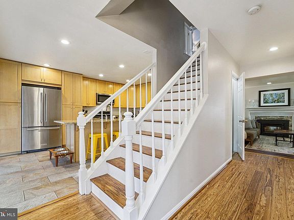 4th image of 20610 Highland Hall Dr