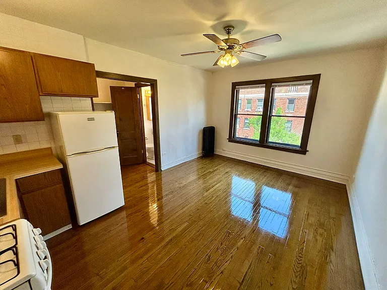 2256 N. Cleveland — Photo 24