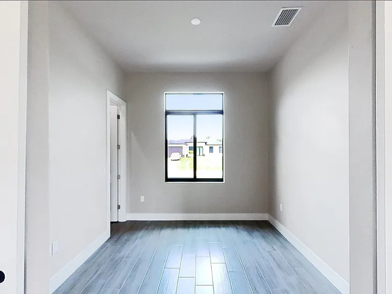 3110 3rd St SW — Photo 14