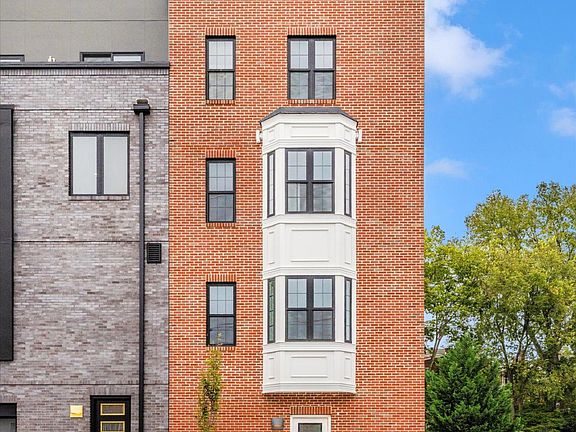 2nd image of 206 Broadway St #4