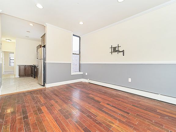 5th image of 435 Marion St #3E