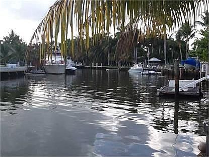 1st image of 7310 Belle Meade Island Dr