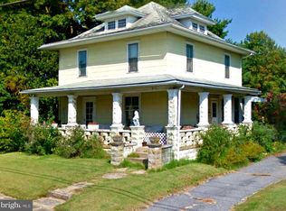 311 Dickinson Rd, Glassboro, NJ 08028