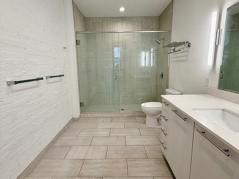 813 Broadway St #101 — Photo 21
