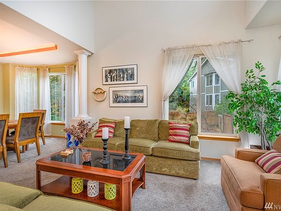 5th image of 12602 194th Avenue Ct E
