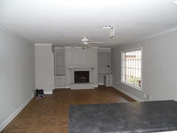 5th image of 3608 Jamaica Dr