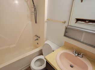 2424 Pattison Ave APT B, Cheyenne, WY 82009