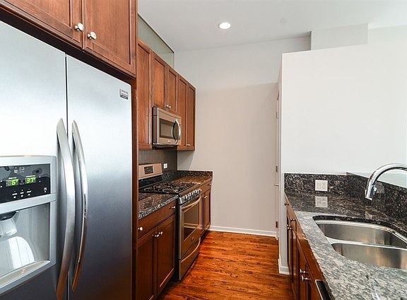 2nd image of 500 W Superior St Unit 1604