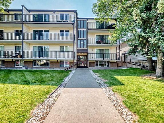 3rd image of 635 S 56th Ave SW #207