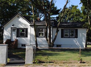 1070 Little East Neck Rd, West Babylon, NY 11704