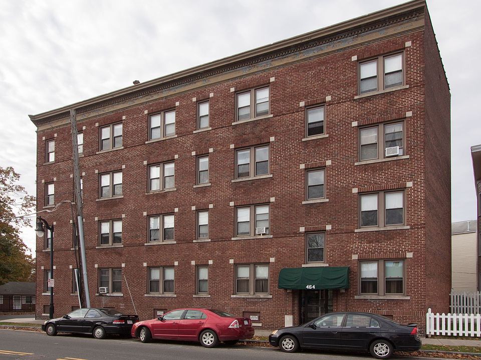 2nd image of 464 Dickinson St #101-02