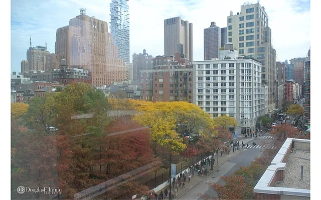 Rented by Douglas Elliman | media 19