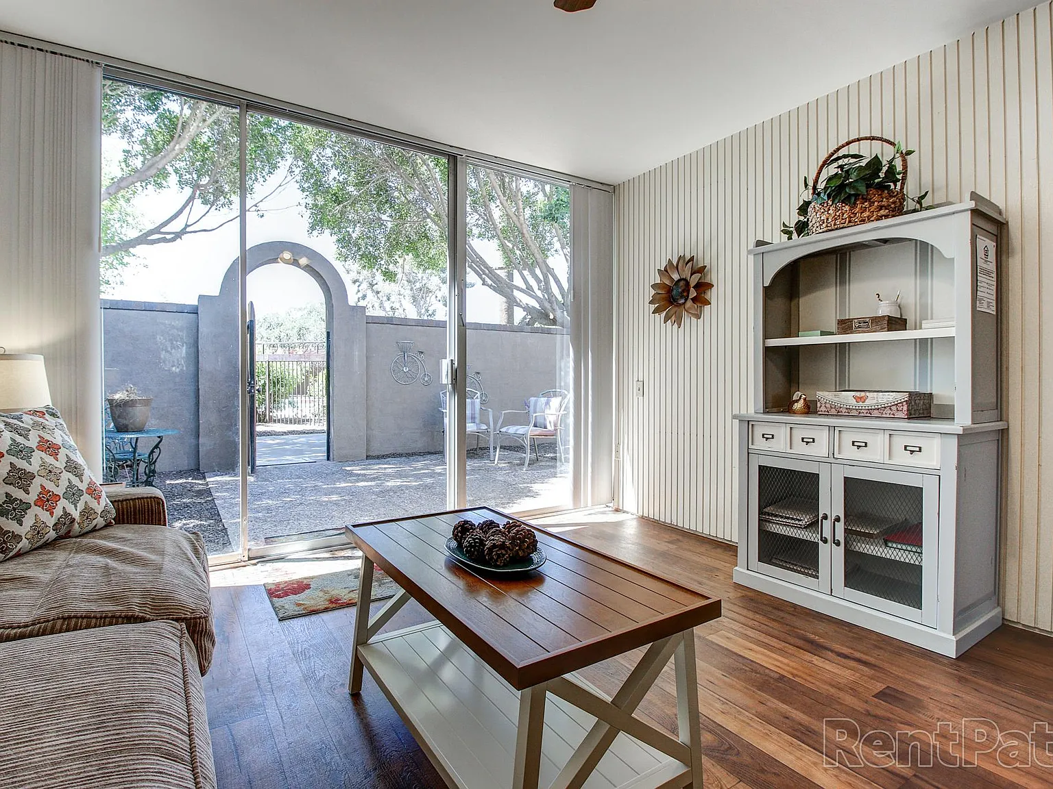 Greenwood Apartments — Photo 1