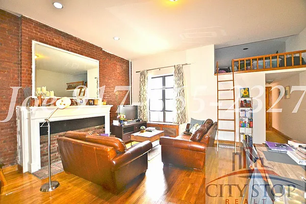 Rented by City Stop Realty | media 6