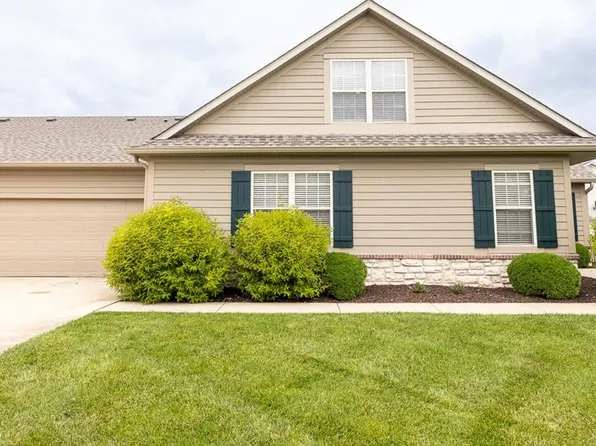 1328 Three Rivers Dr, O'Fallon, IL 62269
