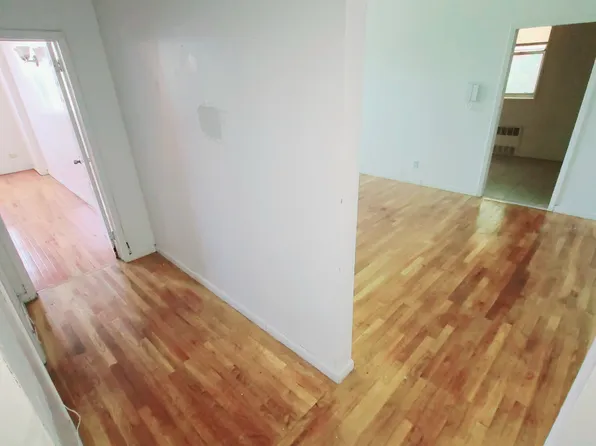 63-11 Queens Boulevard image 16 of 24