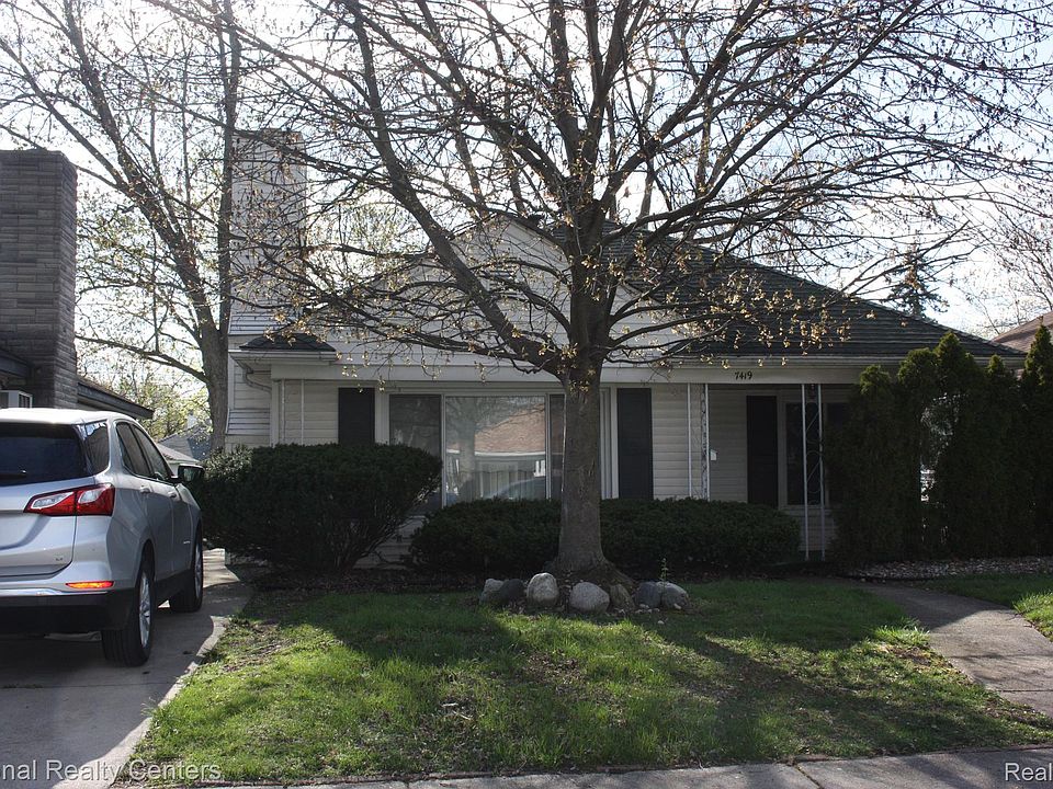 1st image of 7419 N Vernon St
