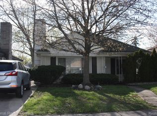 7419 N Vernon St, Dearborn Heights, MI