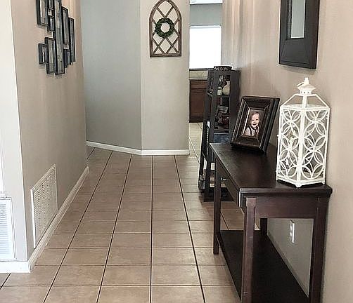 Entry way