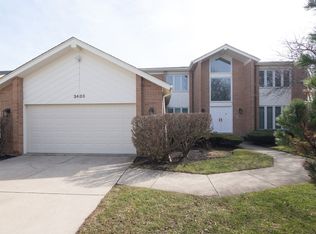 3405 Vantage Ln, Glenview, IL 60026