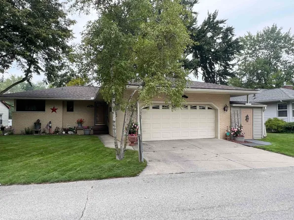 3823 Utah Dr, Bay City, MI 48706