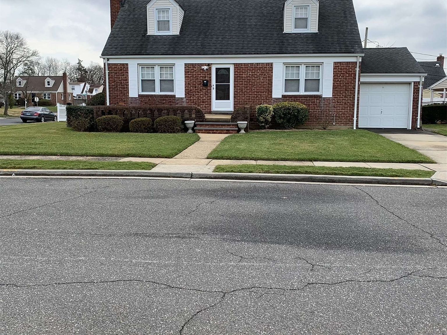193 Landford Dr FLOOR 2, Elmont, NY 11003 Zillow