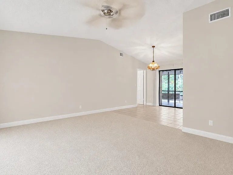 5548 Shirley Dr — Photo 8