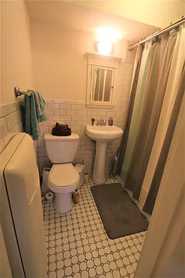 Rented by LEE & ASSOCIATES NYC RESIDENTIAL LLC | media 18