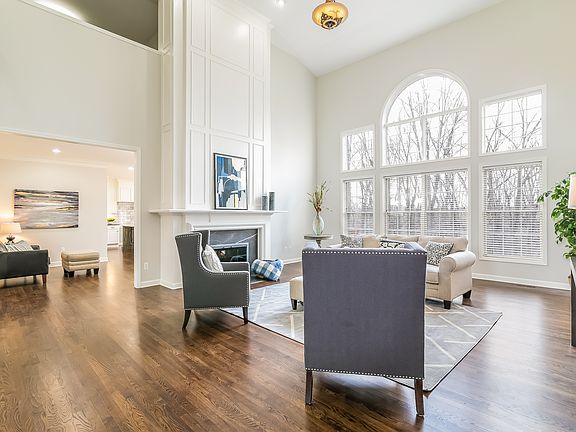 3rd image of 16263 Linden Ct