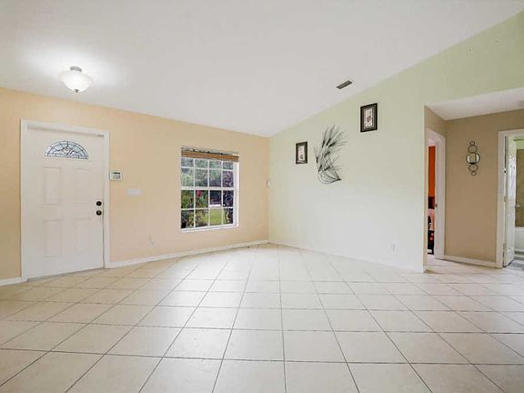 2nd image of 18565 Orange Grove Blvd