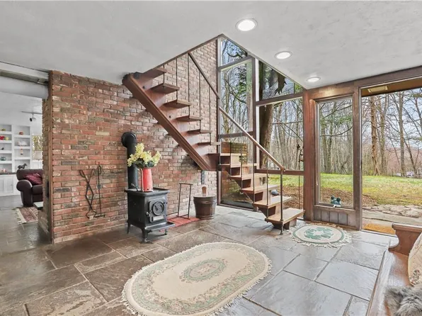 314 Salem Road, Pound Ridge, NY 10576