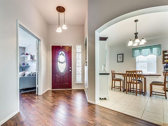 4th image of 1904 Bradford Pear Dr