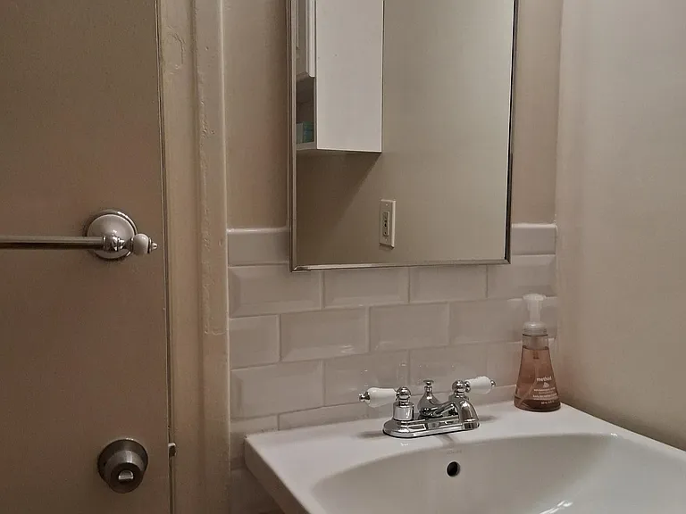 5005 Wall St #5005 — Photo 10