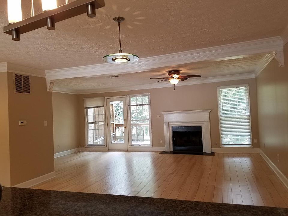 1st image of 2639 Arbor Glen Pl