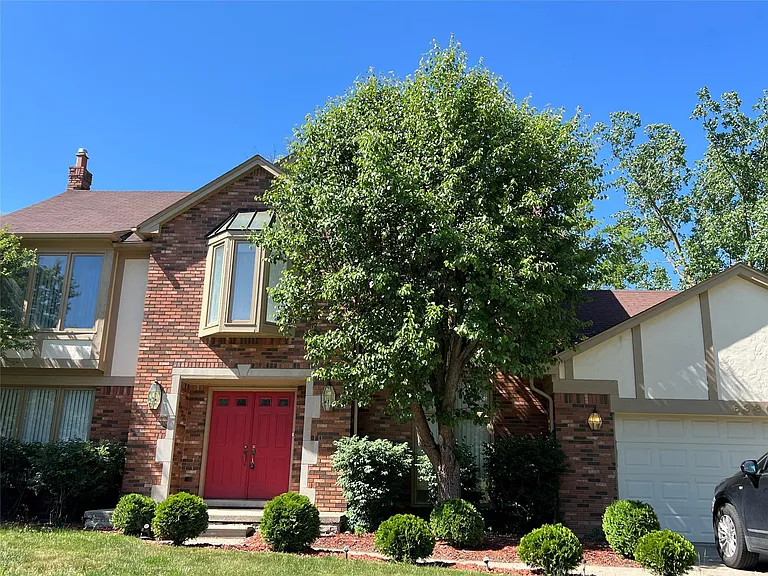 6330 Odessa Dr — Photo 17