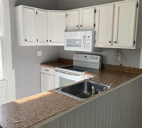 2nd image of 282 S German St