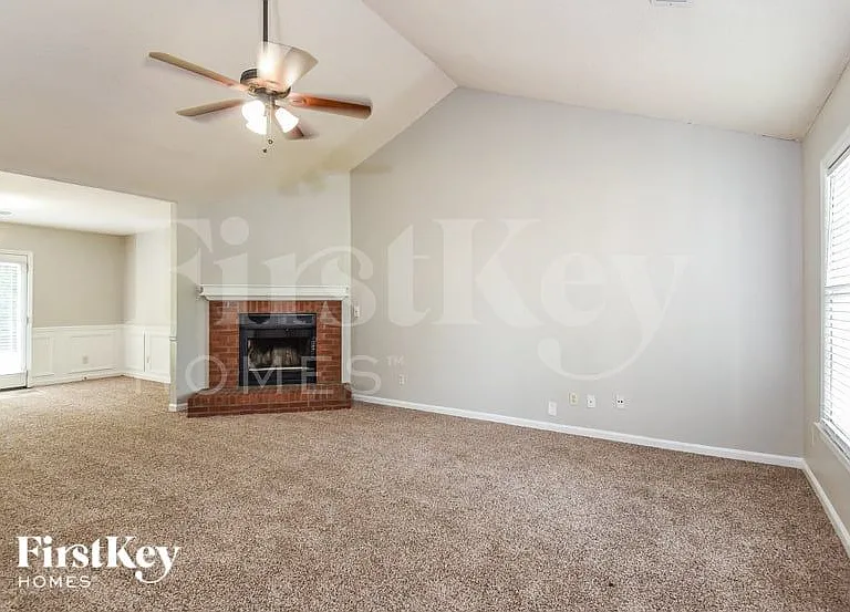 4892 Country Cove Way — Photo 3