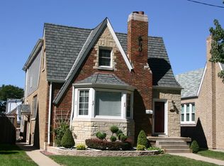 3304 N Newcastle Ave, Chicago, IL 60634