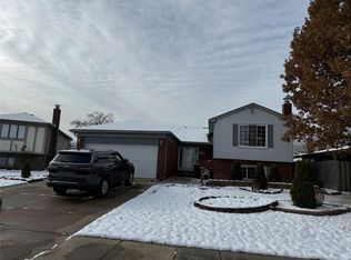 38527 Claremont Dr, Sterling Heights, MI