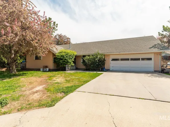 816 Bushnell St, Caldwell, ID 83605