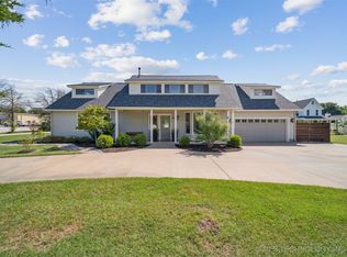 901 S 3rd St, Broken Arrow, OK 74012