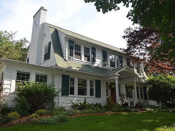 2nd image of 42 Belle Ave