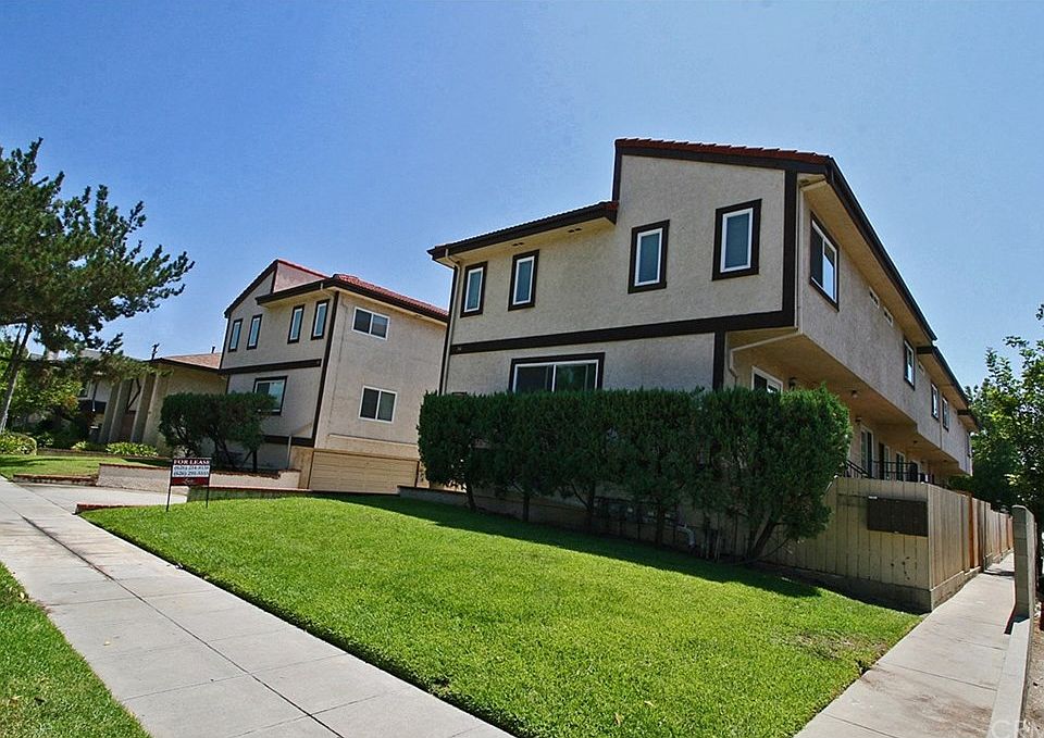 1st image of 34 Bonita St Unit D